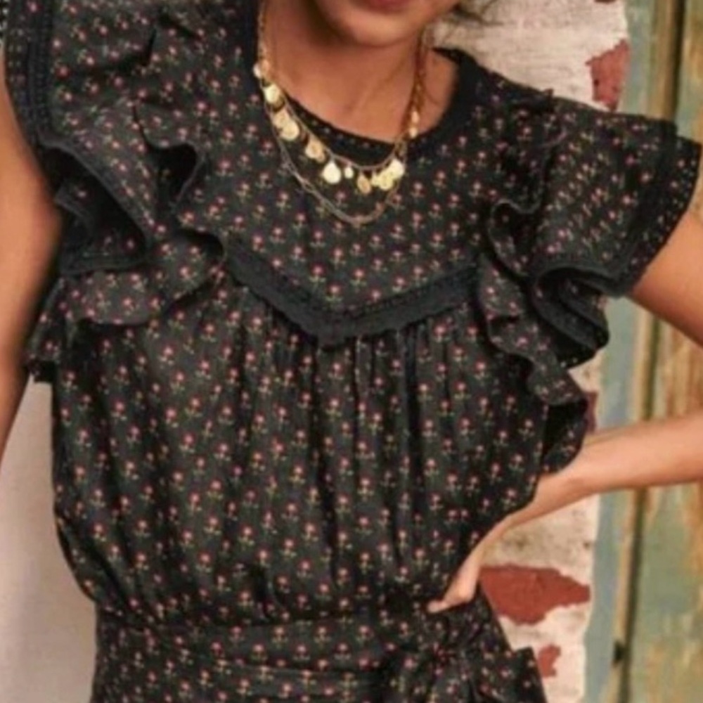 Sézane Florencia Ruffles Floral Blouse